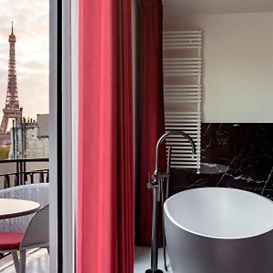 Suite "Eiffel" met een King Size Bed